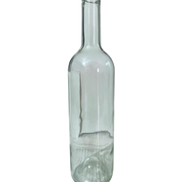 Botella recta de vidrio transparente de 750 ml estilo Burdeos, ideal para embotellar vino blanco artesanal o industrial.