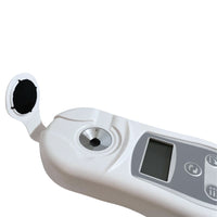 Refractómetro japonés ATAGO de alta calidad.