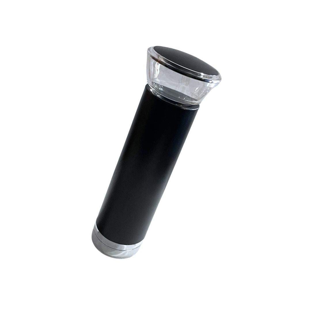 Bomba de vacío para conservación de vinos de cristal con un tapón