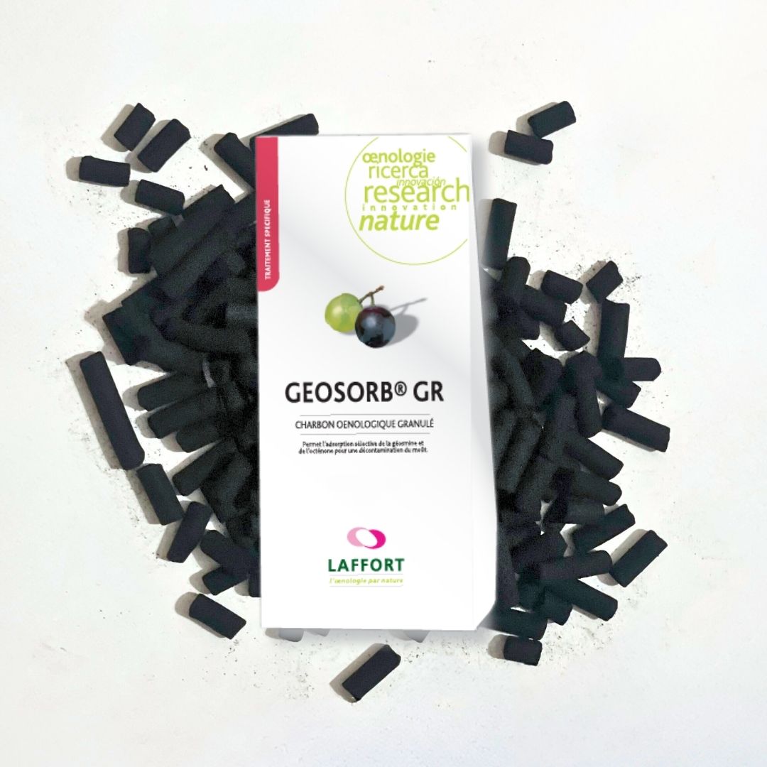 Gel de sílice granulado de fácil dispersión para uso en vinificación.