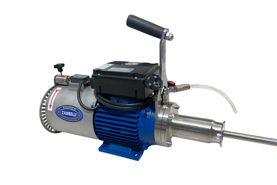 Motor eléctrico monofásico de 220V, destacando el diseño compacto y la carcasa protectora adecuada para ambientes industriales sanitarios.